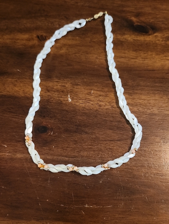 Mother of Pearl Jewelry - Vintage 1960s Mother of Pearl Jade 3-Strand Necklace